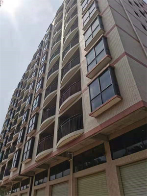 东莞凤岗统建楼【凤凰名居】4栋300户,地下车库,管道燃气,6800元/平起,分期3年